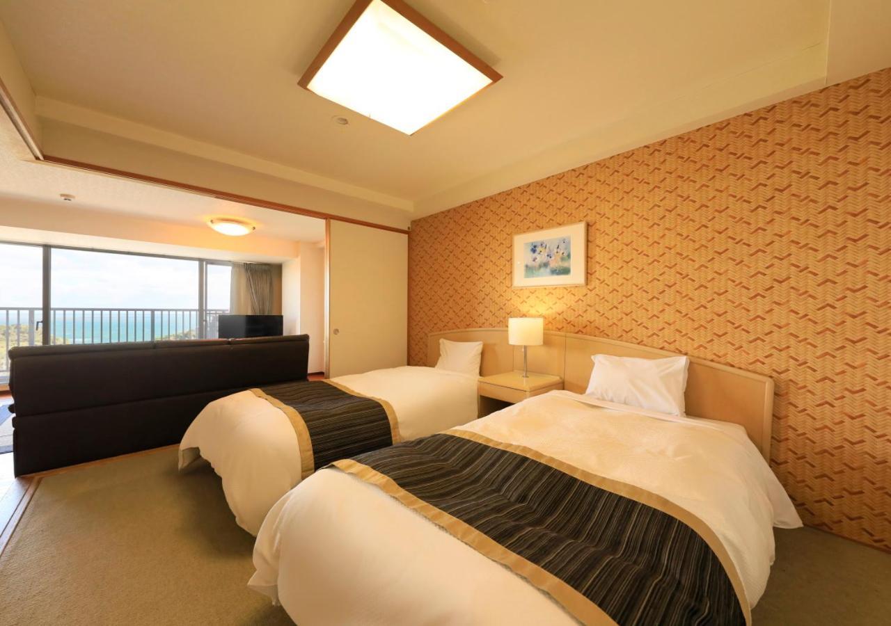 Katsuura Hilltop Hotel & Residence Exterior photo