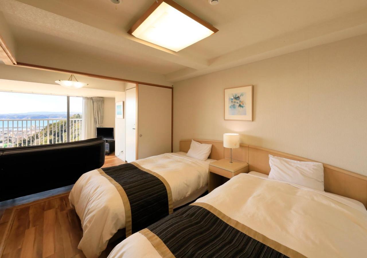 Katsuura Hilltop Hotel & Residence Exterior photo